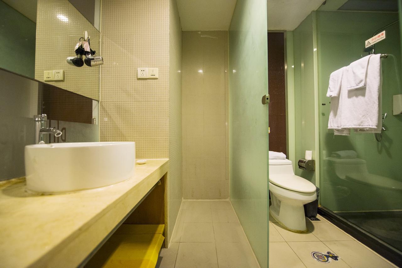 Motel Shenzhen Longgang Longcheng Square Metro Station Exterior photo