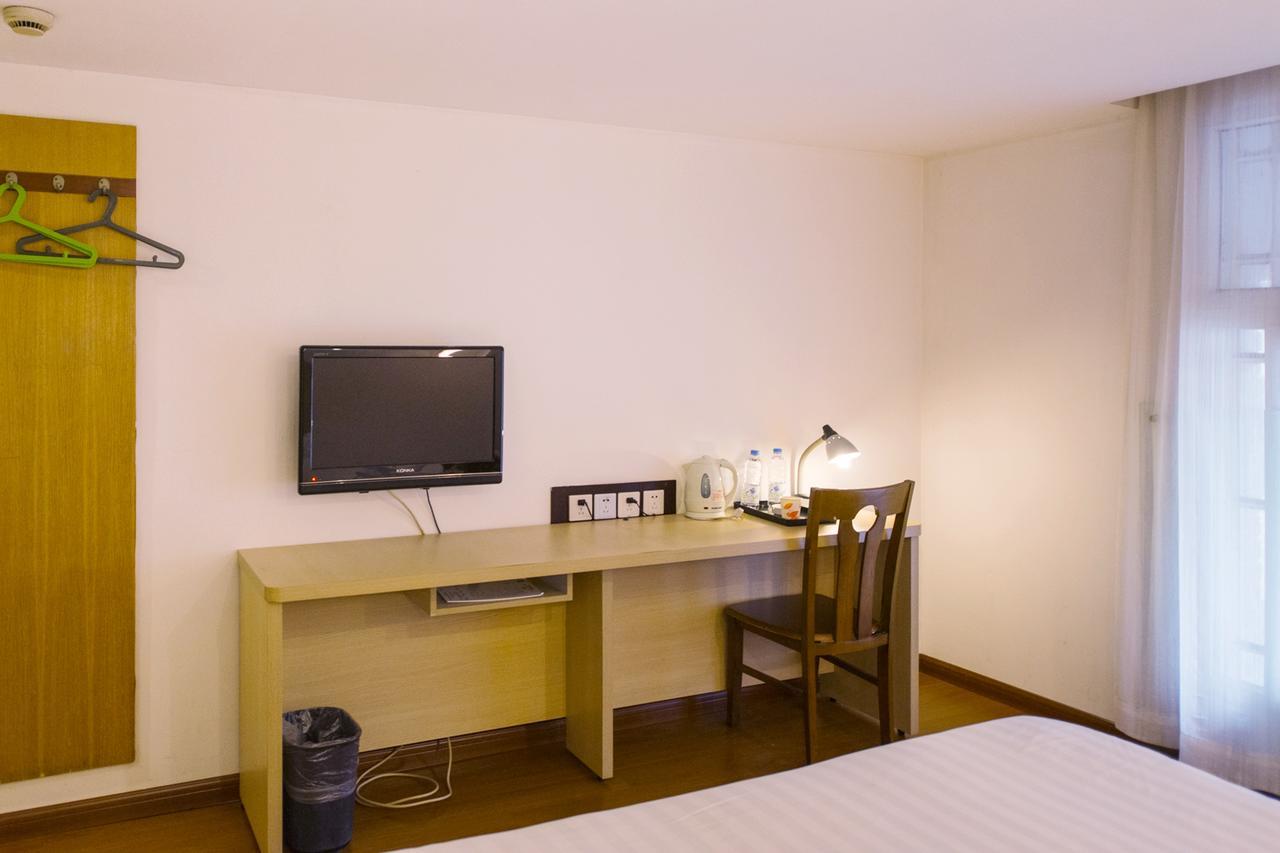 Motel Shenzhen Longgang Longcheng Square Metro Station Exterior photo