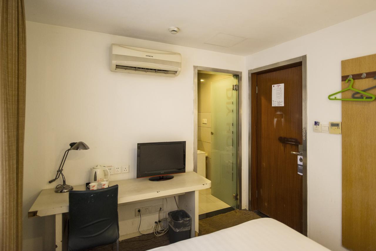 Motel Shenzhen Longgang Longcheng Square Metro Station Exterior photo